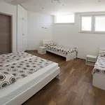 Апартаменти Marijeta Hvar *