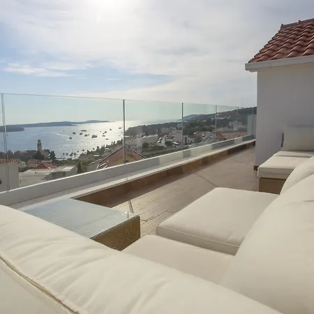 Marijeta Hvar Хвар